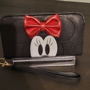 Brand new Disney Minnie Wristlet